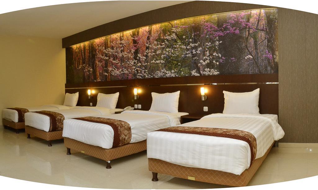 Bess Resort & Waterpark Hotel And Convention Malang Eksteriør bilde