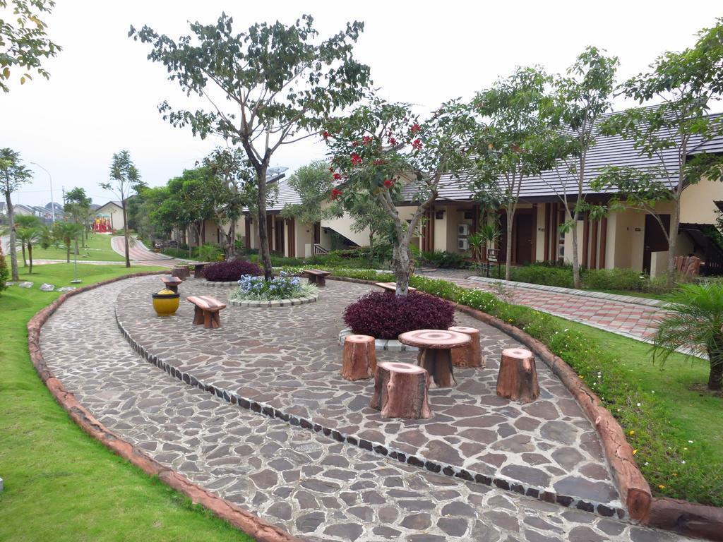 Bess Resort & Waterpark Hotel And Convention Malang Eksteriør bilde