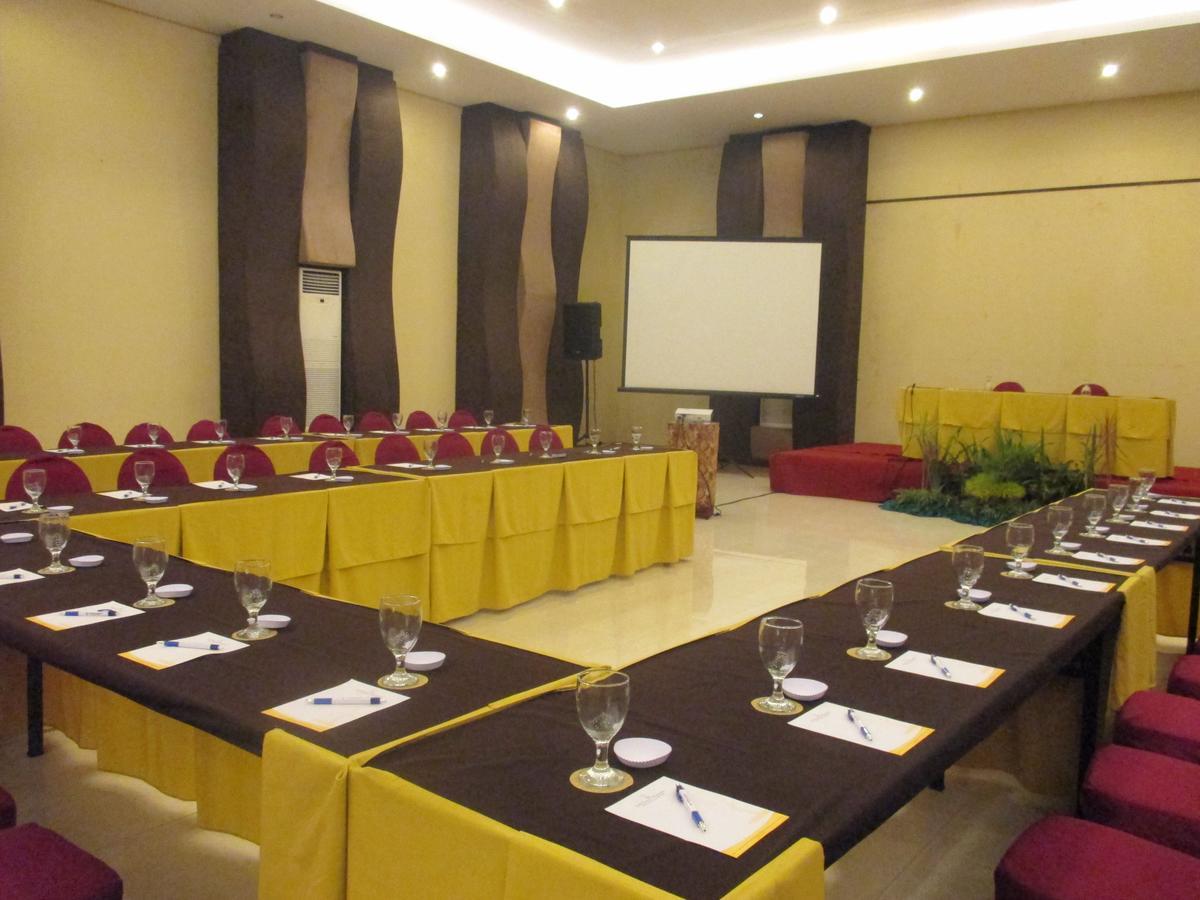 Bess Resort & Waterpark Hotel And Convention Malang Eksteriør bilde