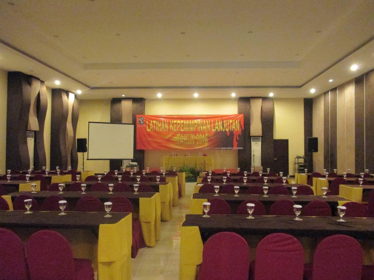 Bess Resort & Waterpark Hotel And Convention Malang Eksteriør bilde